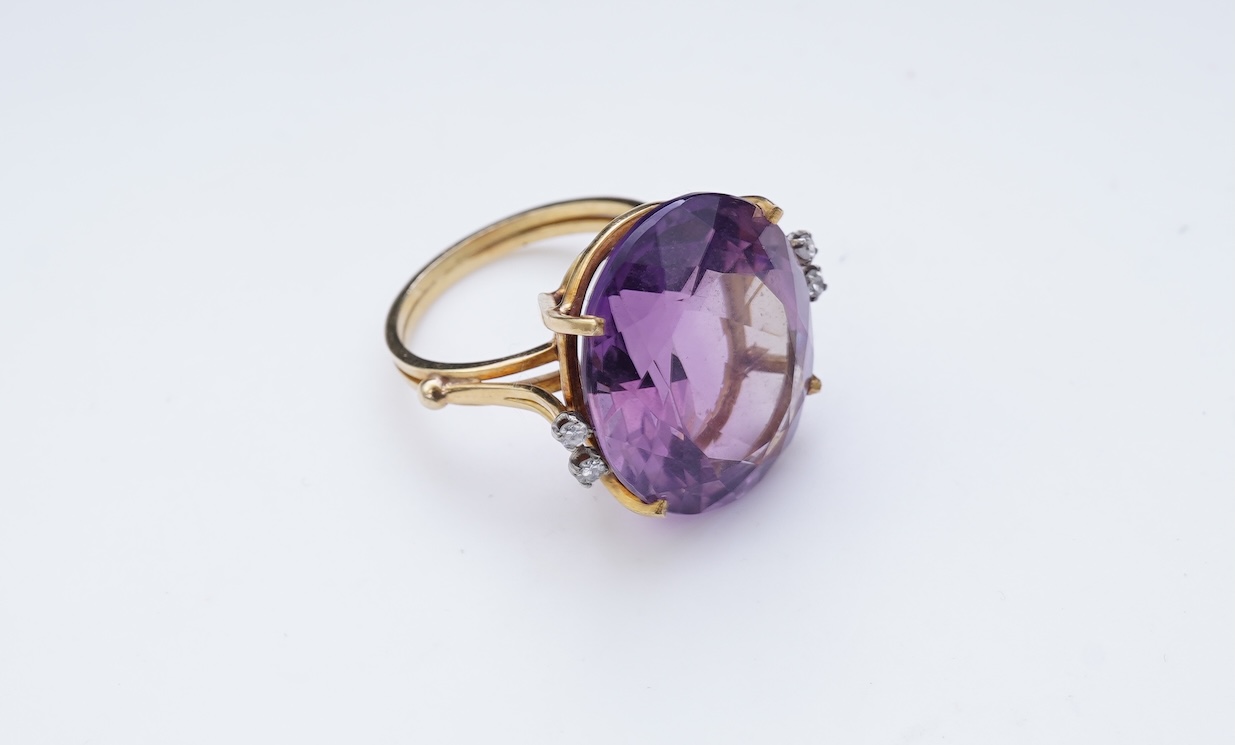 An amethyst and diamond ring